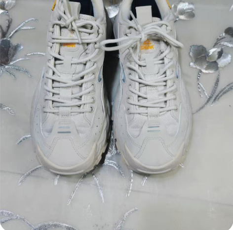 包邮42码匹克运动鞋男鞋，保证正品，喜欢朋...