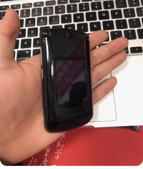 摩托罗拉经典刀锋系列手机,可打电话,发信息...