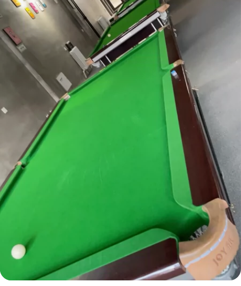球房更换下来的球桌 一共五台 黛纳斯菲台...