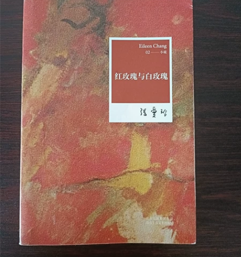 书架腾空间出小说，一本10r，三本半包邮，...