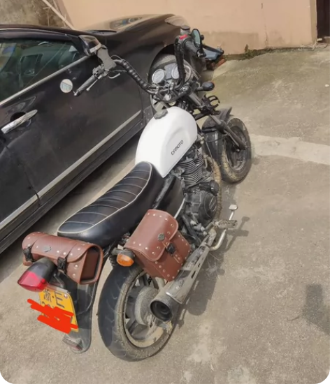 废铁价卖老款五档春风狒狒。有手续，能正常上...