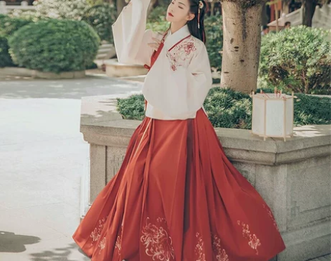 汉尚华莲芙蓉月全套M(另有迷神引斗篷)正的...