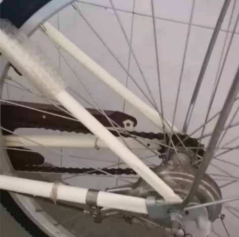 自行车，24英寸几乎全新，无锈迹 感兴趣的...