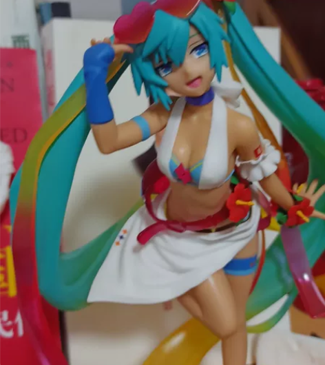 泰国初音 有外盒无内盒60，生日初音无盒5...