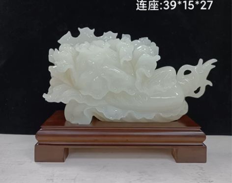 玉石白菜家居摆件 感兴趣的话点“我想要”和...