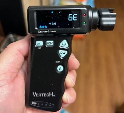 铂瑞科T2电木吉他自动卷弦调音器 几乎全新...