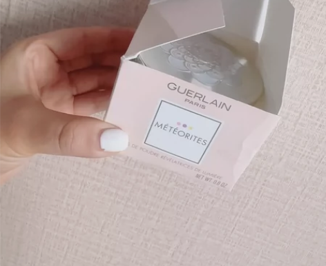娇兰幻彩流星粉球 全新，仅试一次 回国时转...