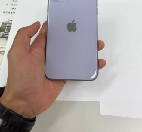 紫色款苹果11 外观保存完好几乎无磕碰12...