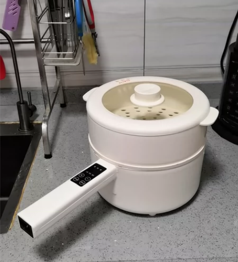 家庭主妇,锅碗瓢盆比较多,很多家电都用不过...